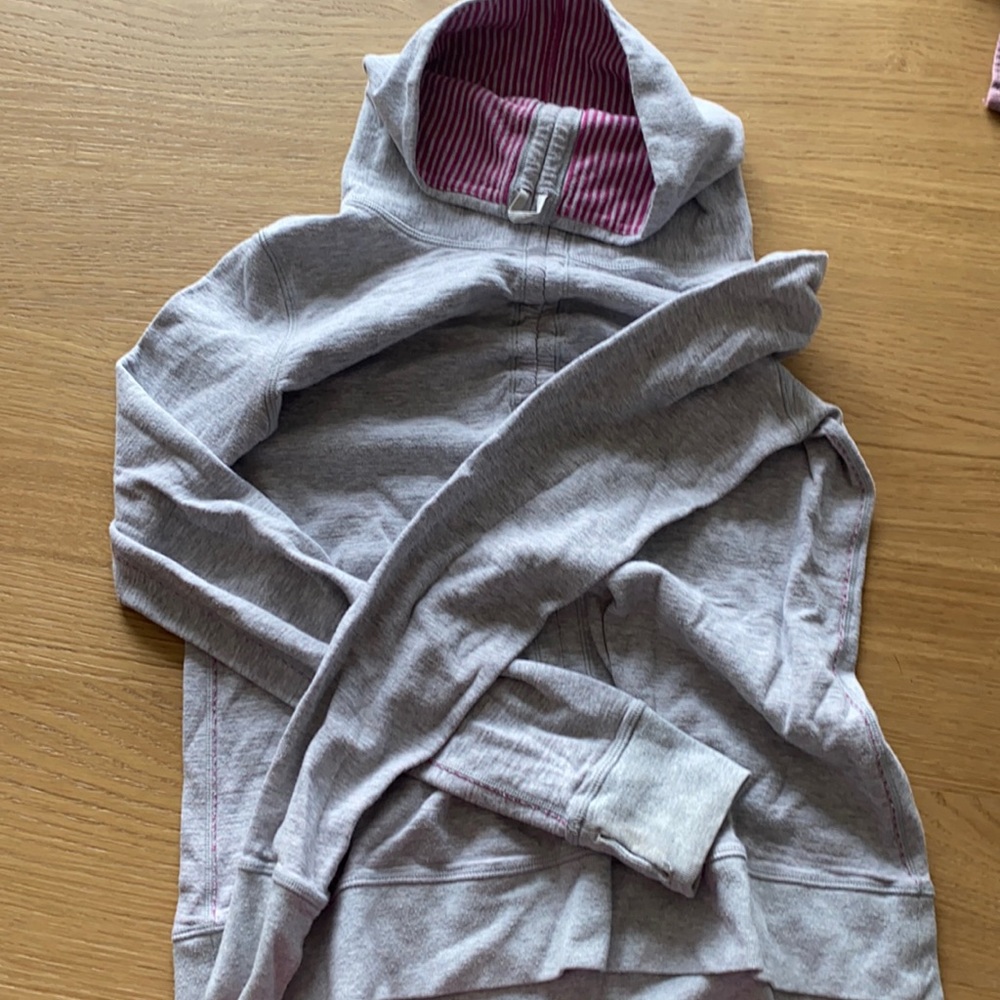 Lululemon reversible sweatshirt